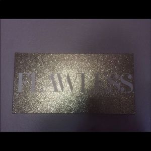 Flawless glitter decor